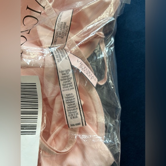 Victoria’s Secret The T shirt lightly lined full coverage bra - Picture 7 of 9